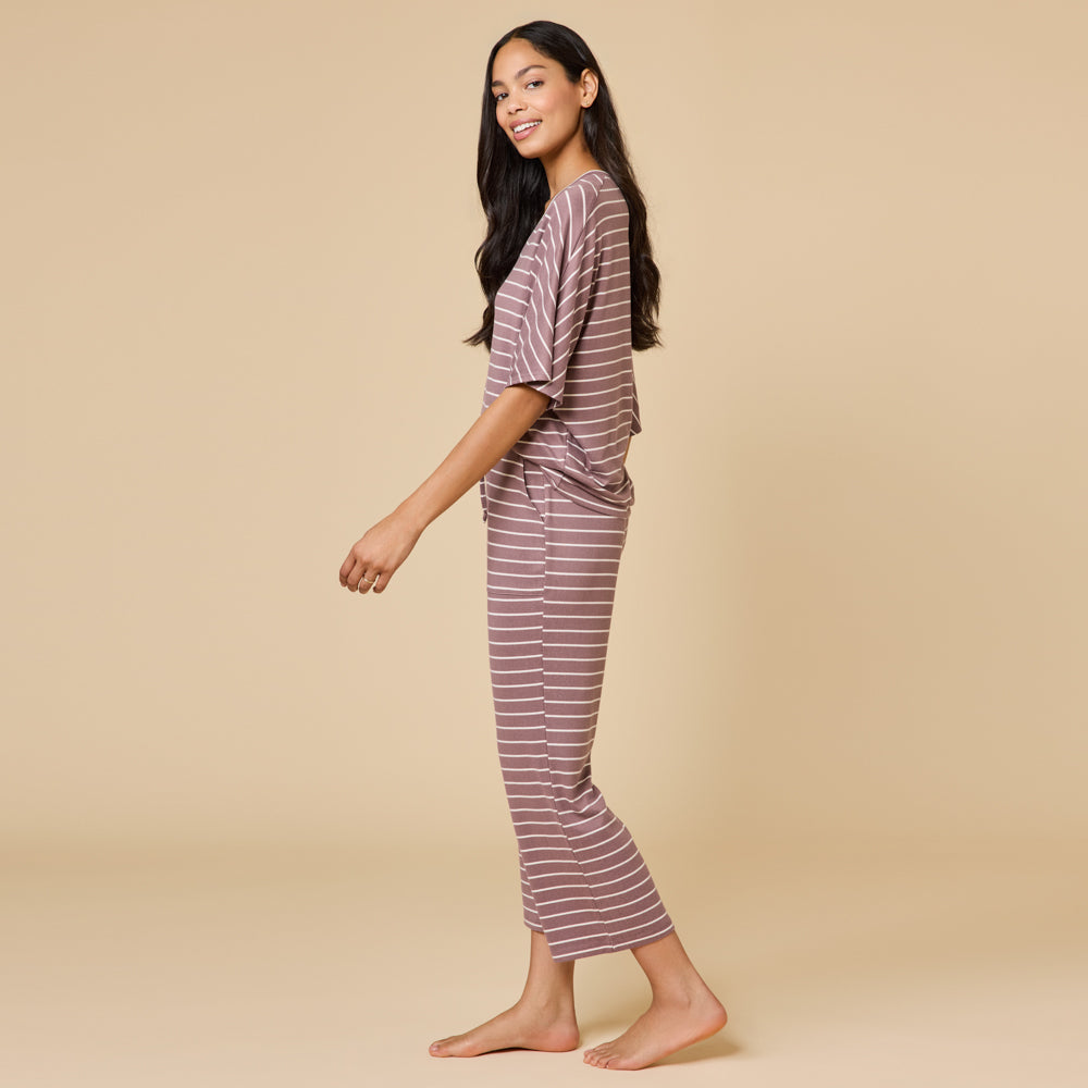Dream Relaxed V-neck with Capri Lounge Set