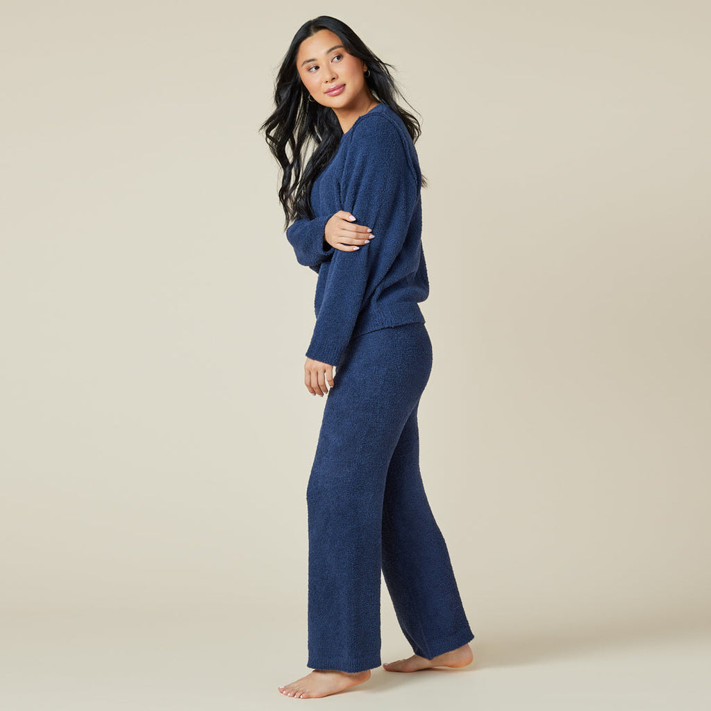 Solid Marshmallow Reverse Seam Crew Neck Lounge Set with Bracelet Sleeve