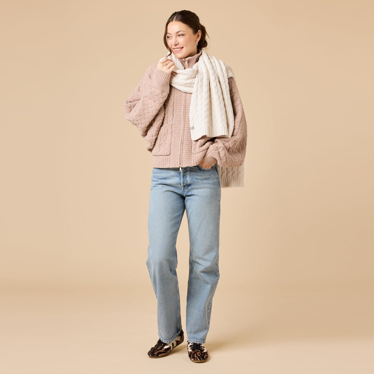 Cable Knit Marshmallow Scarf