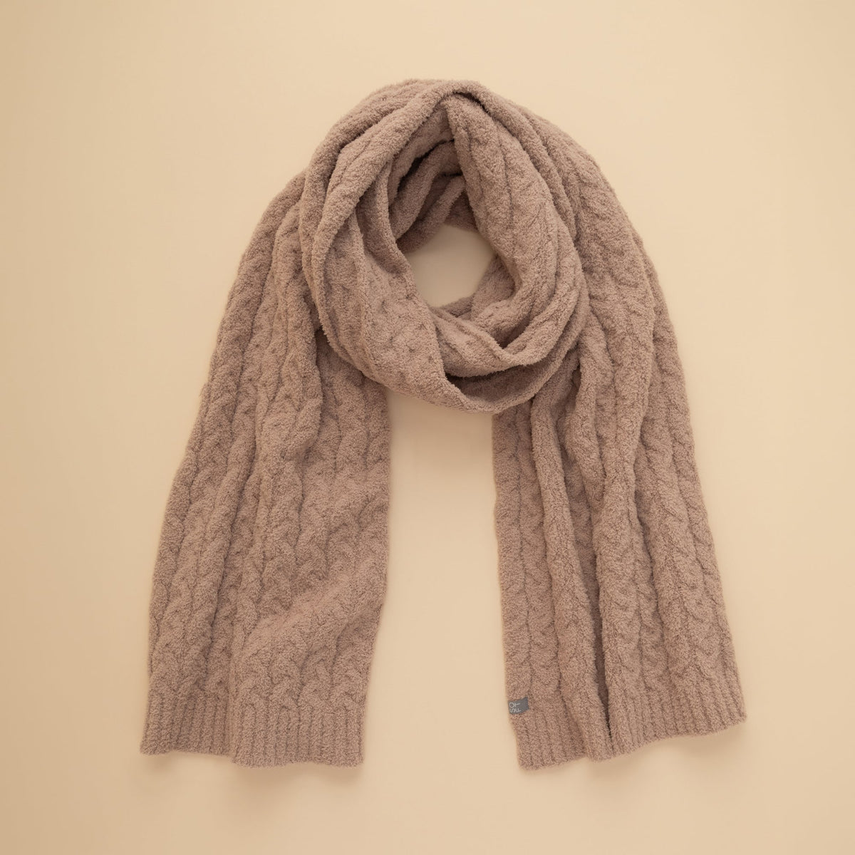 Cable Knit Marshmallow Scarf