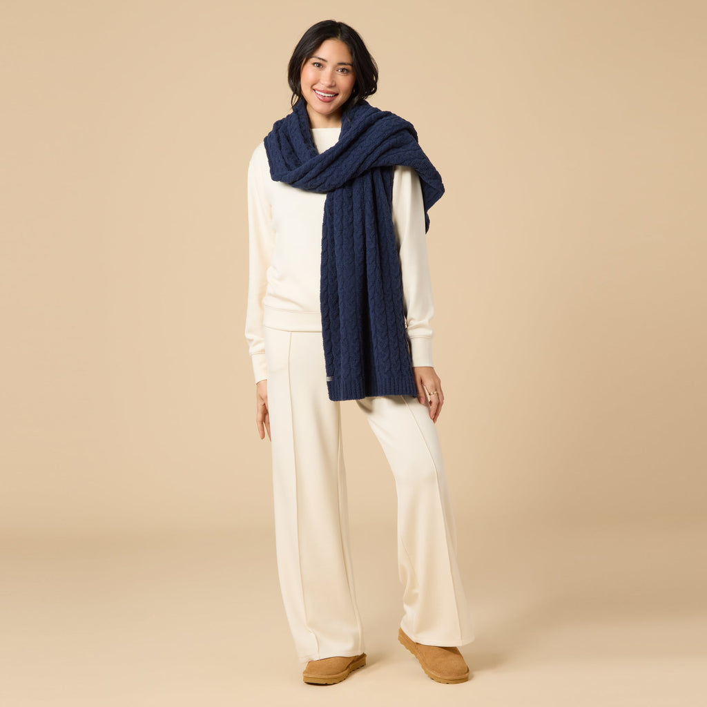 Cable Knit Marshmallow Scarf
