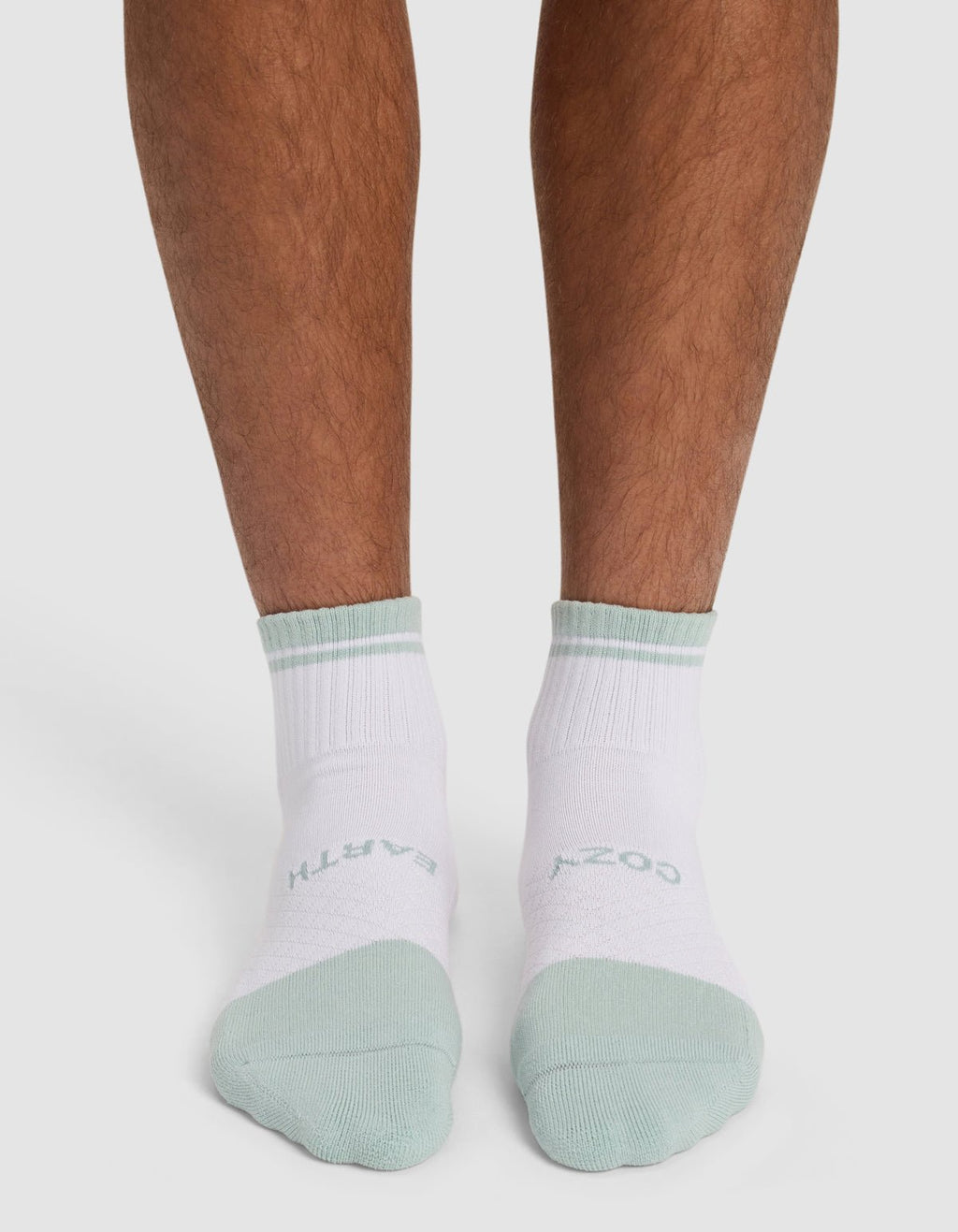 Men's Essential Quarter Sock 4-Pack