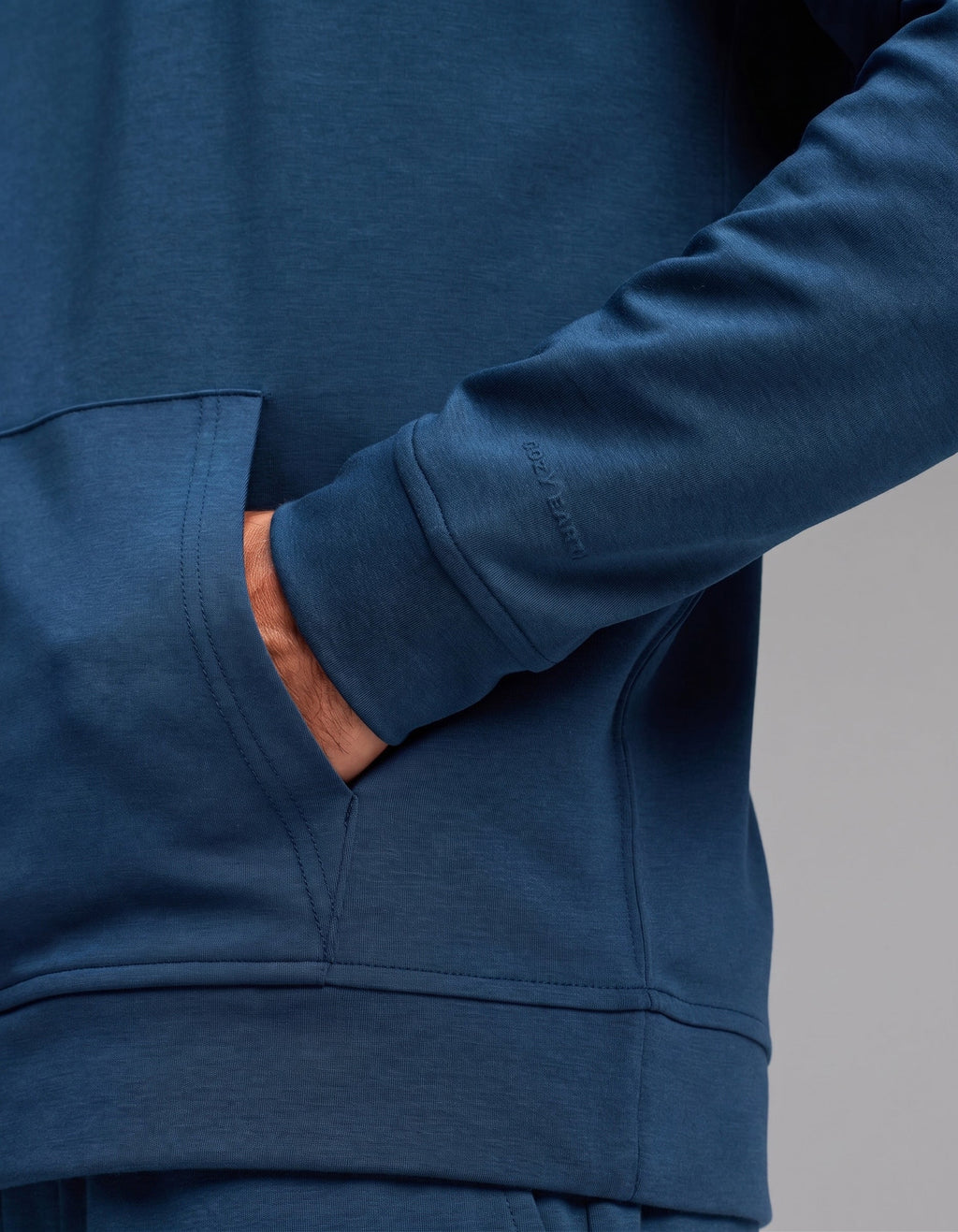 Men's Versa Hoodie & Jogger Set