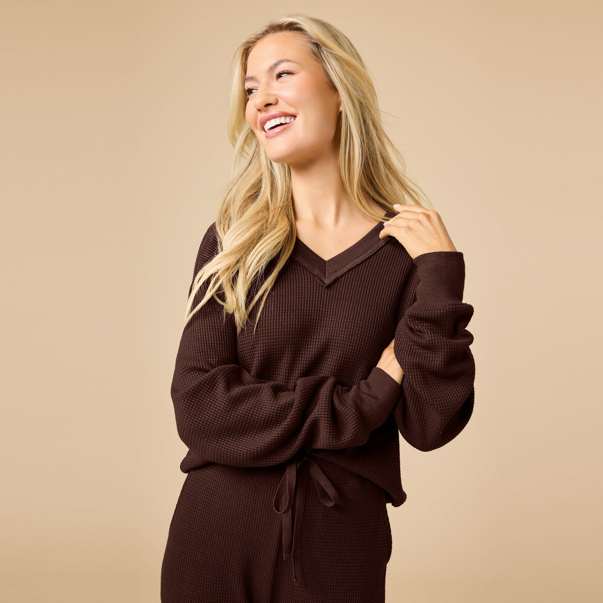 AirThermal Knit V-Neck with Raw Hem and Long Pant