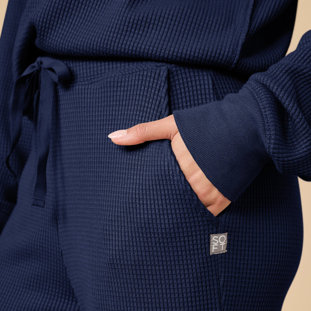 AirThermal Knit V-Neck with Raw Hem and Long Pant